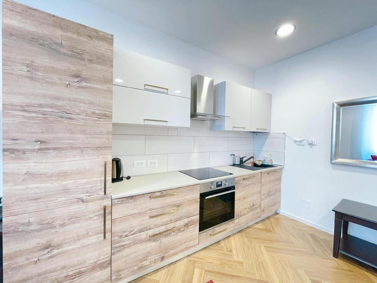 Apartment Candy พูลา ภายนอก รูปภาพ