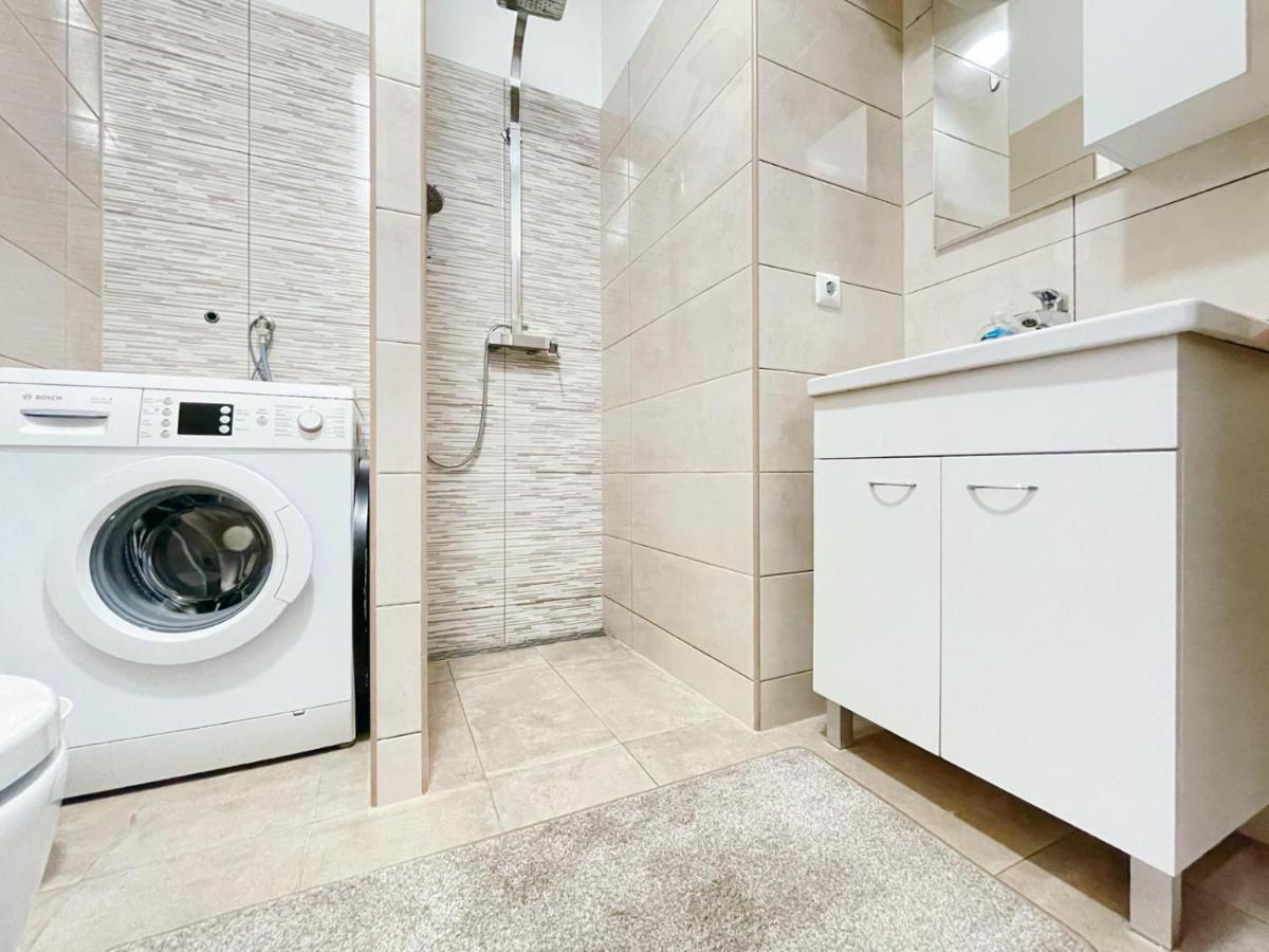 Apartment Candy พูลา ภายนอก รูปภาพ
