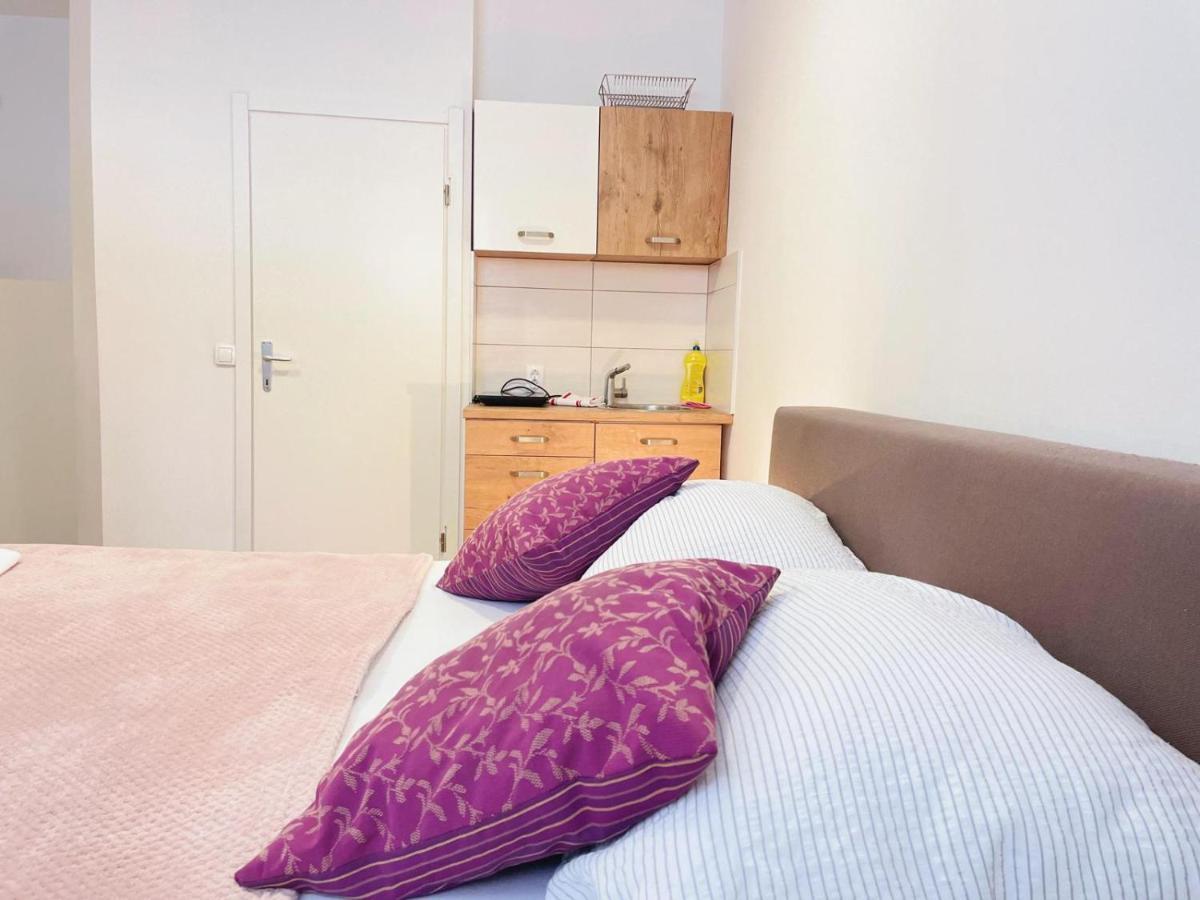 Apartment Candy พูลา ภายนอก รูปภาพ