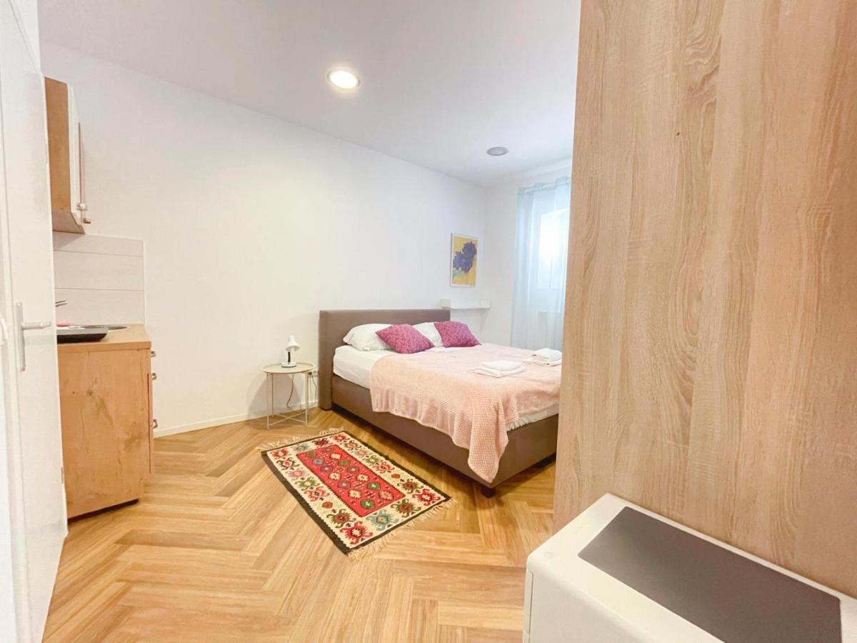 Apartment Candy พูลา ภายนอก รูปภาพ